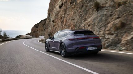 porsche_taycan_sport_turismo_2024-062x-jpg