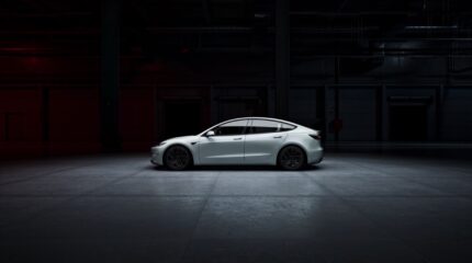 tesla_model_3_performance_2024-142x-jpg