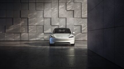 tesla_model_3_performance_2024-162x-jpg