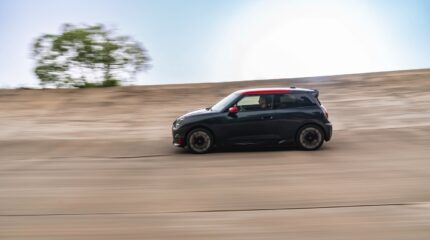 mini_cooper_electric_jcw_2024-052x-jpg